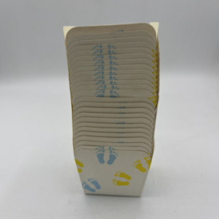 Mavi sarı ayak desenli kare cupcake adet 35 çap 7 cm