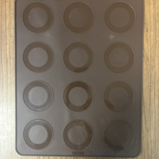 Kahverengi porsiyonlu hamur açma matı