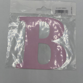 Pembe B harfi sticker