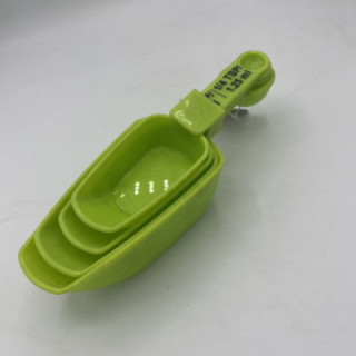 Üçlü ölçülü yeşil kürek seti