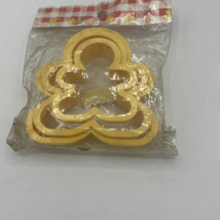 Plastik 3lü kurabiye adam kalıbı sarı