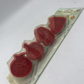 4lü kırmızı renk basmalı kurabiye&bisküvi kalıbı angry birds