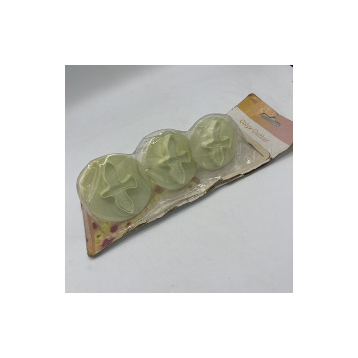 Üçlü beyaz büyük martı şekilli basmalı kalıp plastik