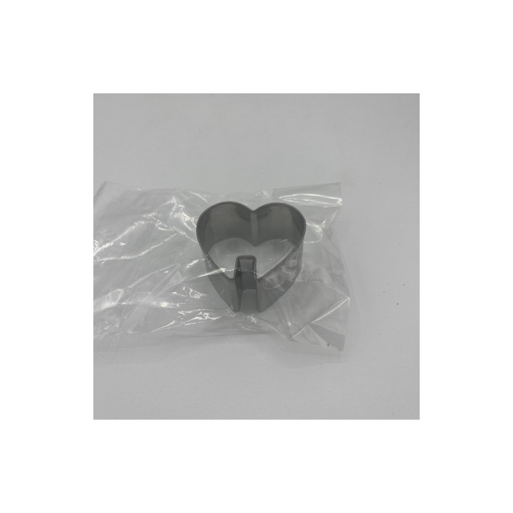 Bardak kenarı kalp şeklinde metal kurabiye kalıbı