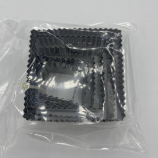 6lı tırtıklı kare şekilli metal kurabiye kalıbı