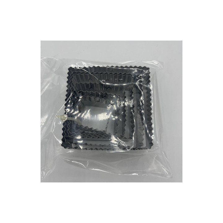 6lı tırtıklı kare şekilli metal kurabiye kalıbı