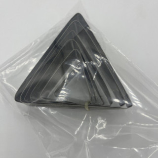 6lı üçgen şekilli metal kurabiye kalıbı