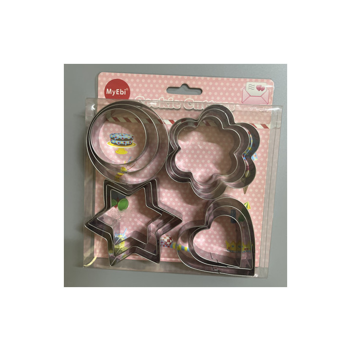 12 parça 3lü gruplu yıldız yuvarlak çiçek kalp desenli kalıp metal