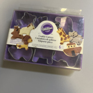 6 parça hayvan figürlü metal kalıp